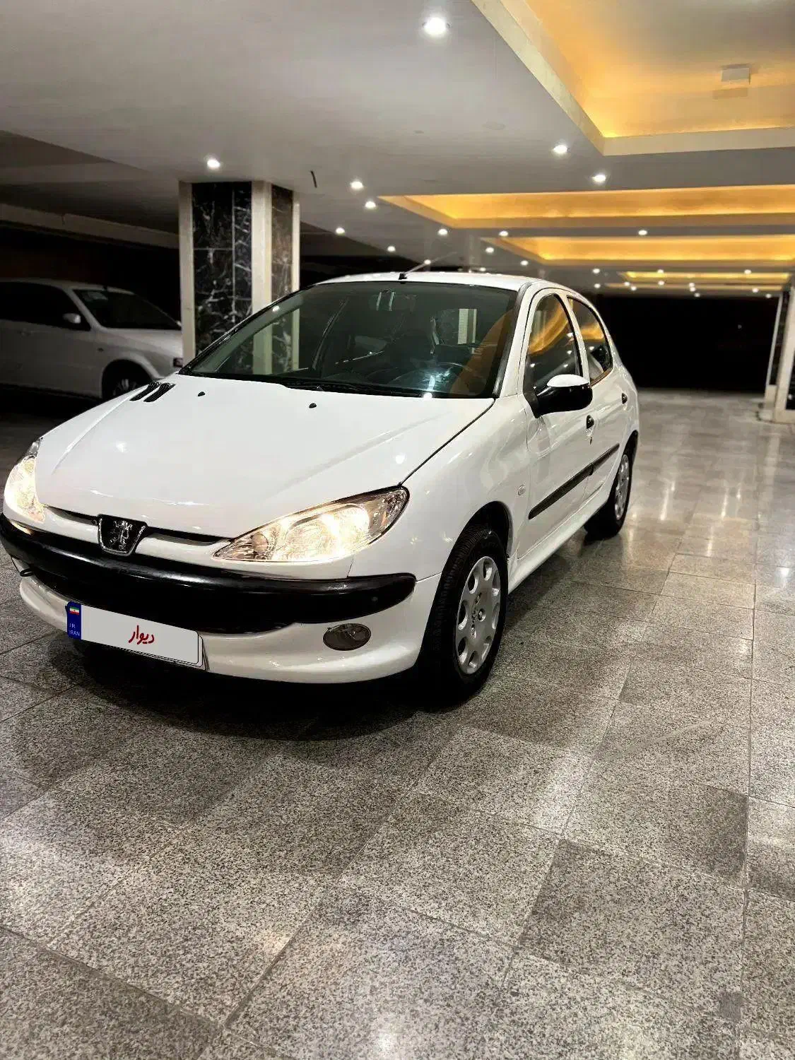 206 مدل ۸۱ تمیز|خودرو سواری و وانت|رباط‌کریم, رباط‌کریم|دیوار