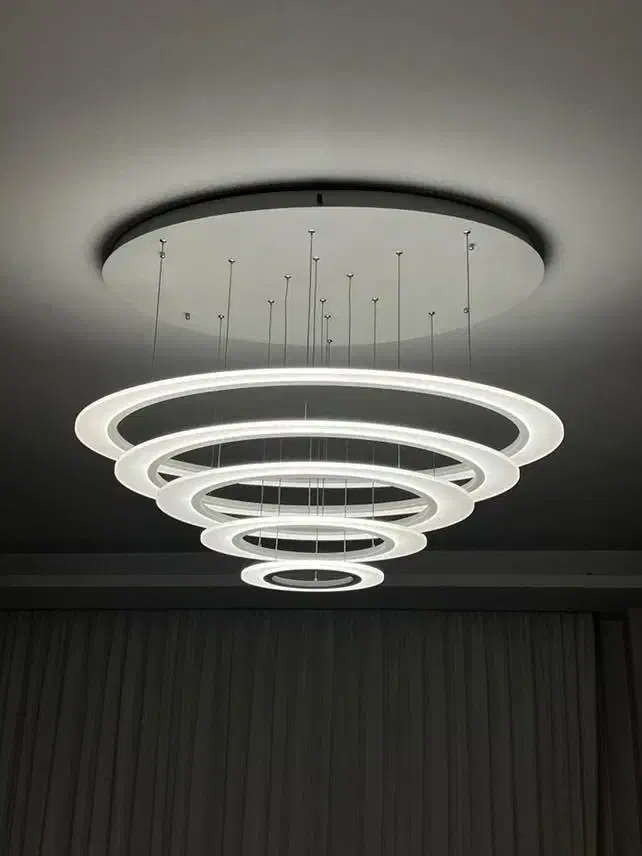 لوستر5 شعله تمیز ودر حد|لوستر و چراغ آویز|تهران, افسریه جنوبی|دیوار