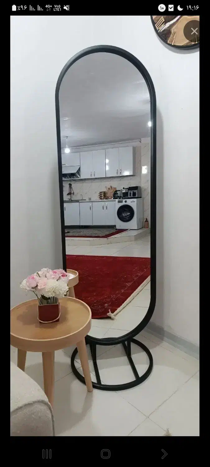 اینه|آینه|اهواز, کوی علوی|دیوار