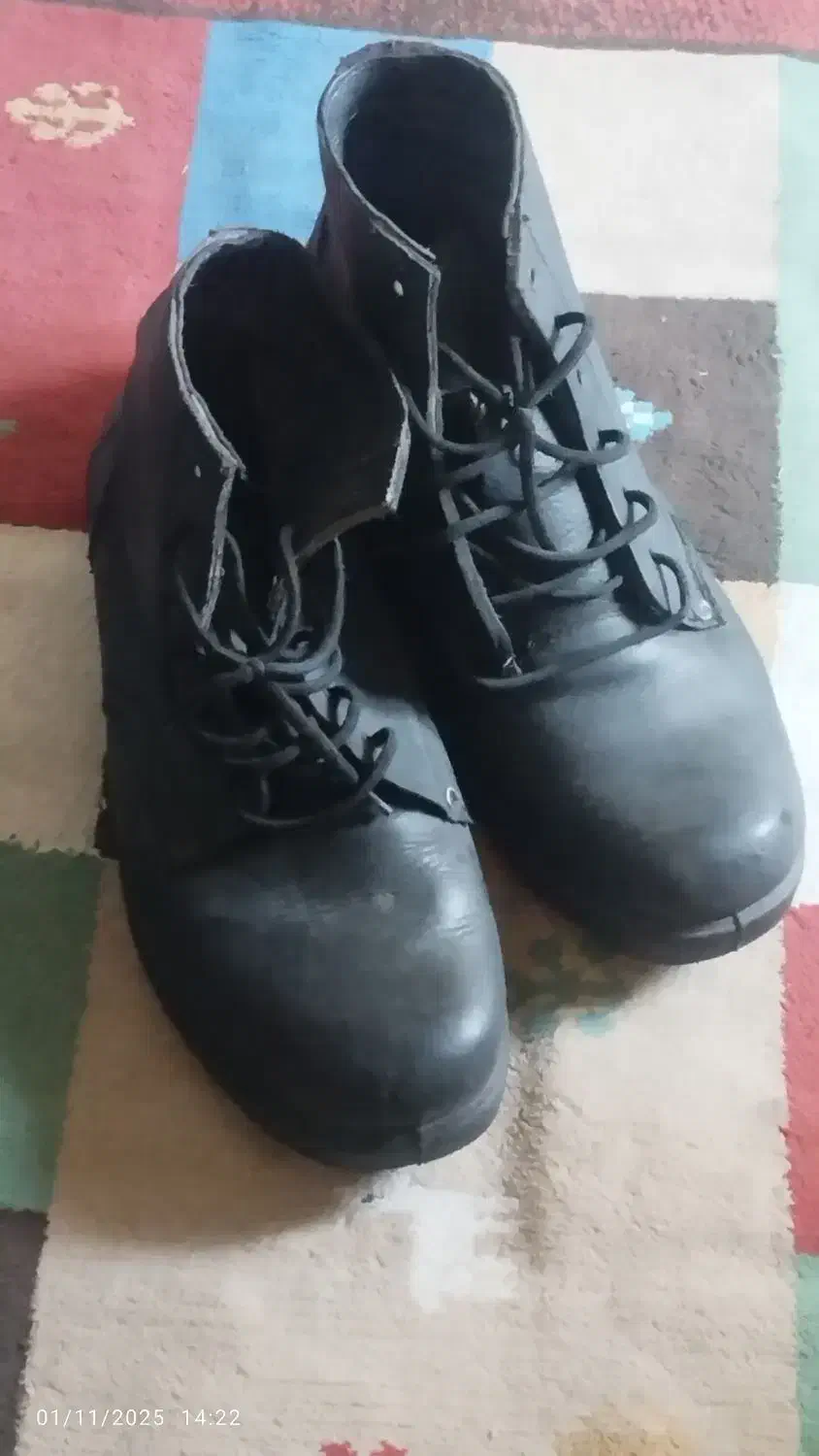 پوتین درحد نو فروشی قیمت ۱۵۰۰۰۰۰|کیف، کفش، کمربند|پیشوا, |دیوار