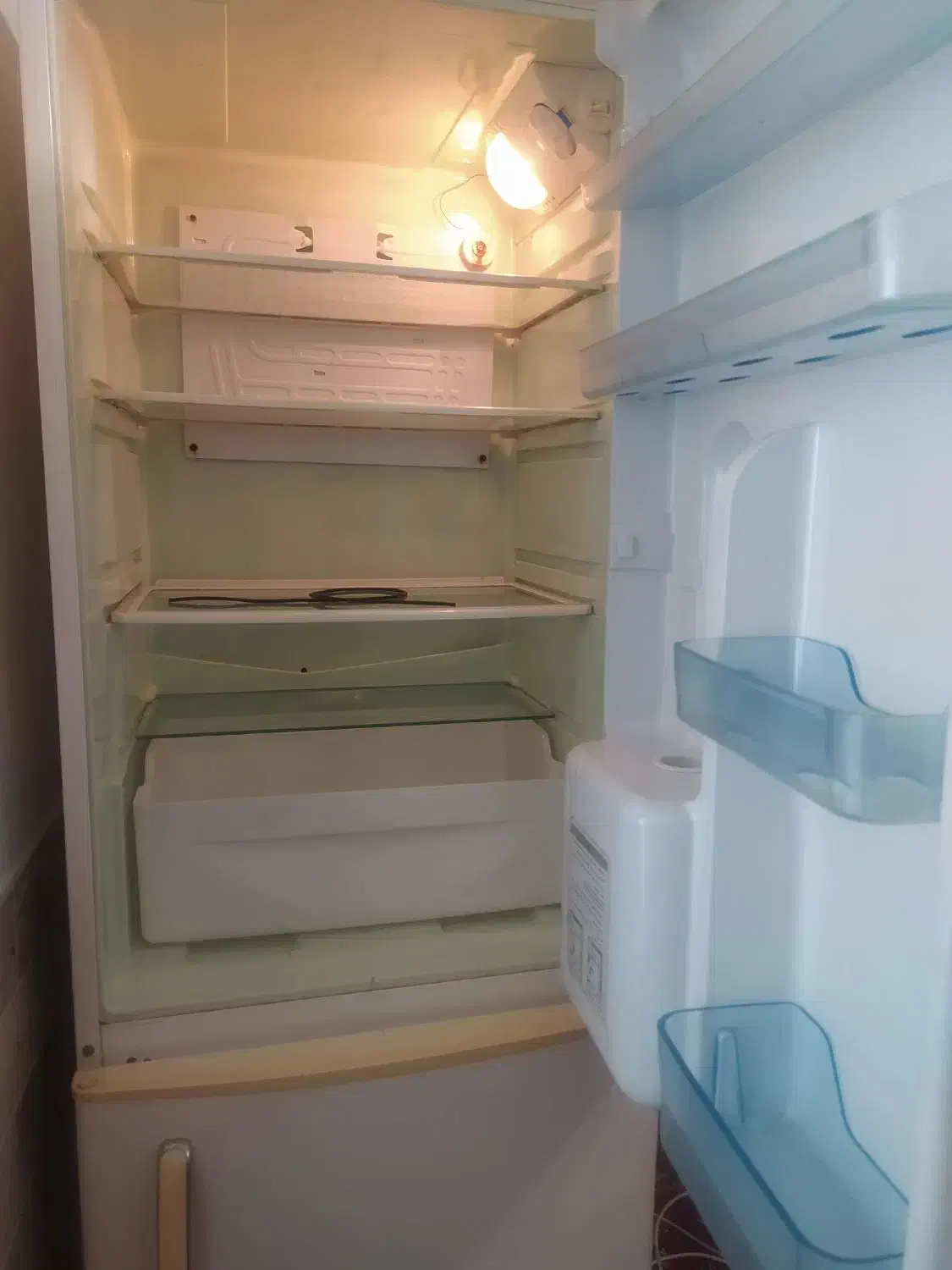 یخچال فریزر کارکرده سالم سالم|یخچال و فریزر|فیروزآباد (فارس), |دیوار