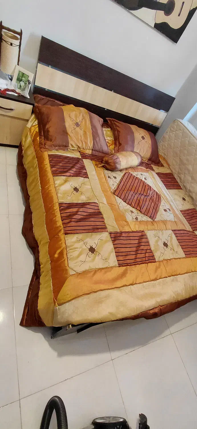 سرویس خواب|تخت و سرویس خواب|کوهسار (البرز), |دیوار