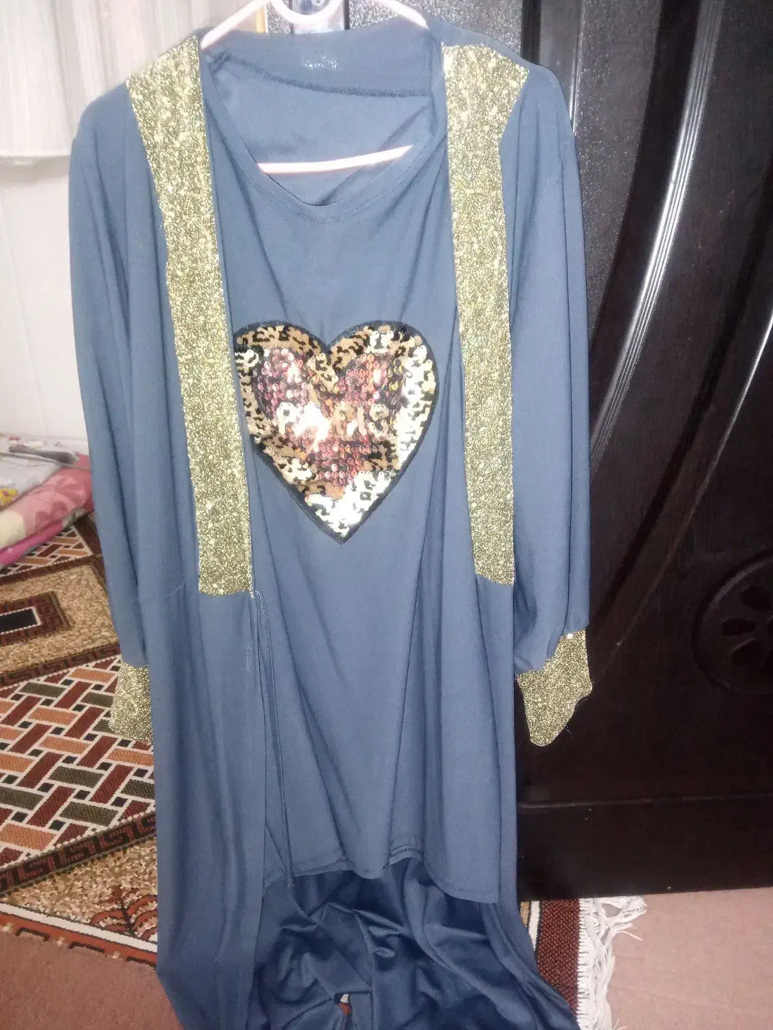 لباس زنانه مجلسی وغیره|لباس|قم, قلعه کامکار|دیوار