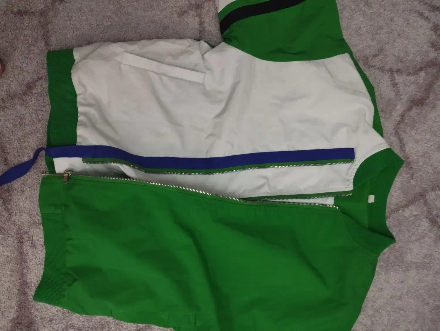 حالت کاپشن نازک خیلی شیک|کفش و لباس بچه|اسلامشهر, شهرک سعیدیه|دیوار