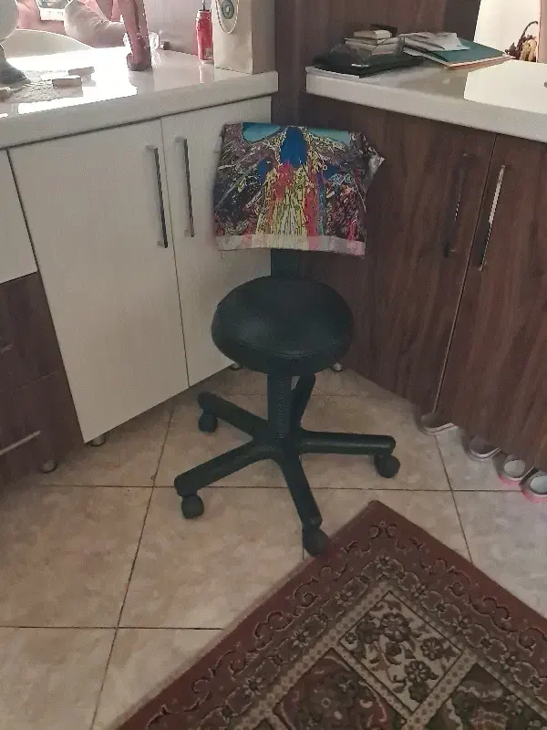 صندلی چرخدار|صندلی و نیمکت|پردیس, فاز ۲|دیوار