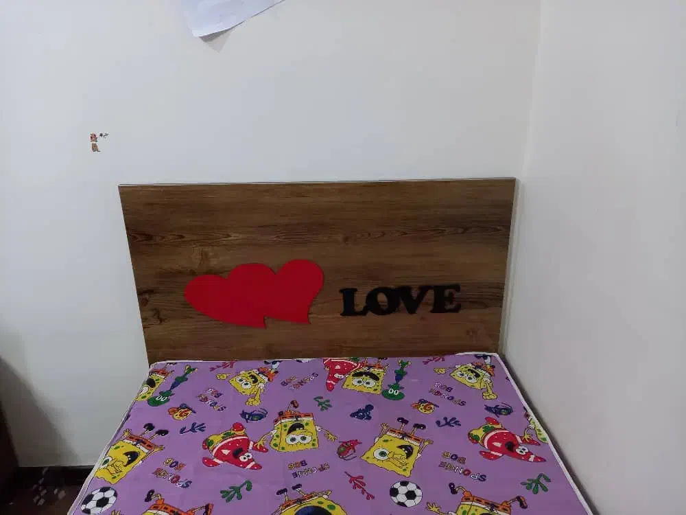 تخت وخواب بچه|اسباب و اثاث بچه|فولادشهر, B4|دیوار