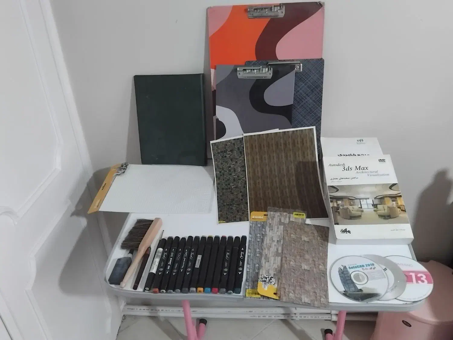 تعداد زیادی وسایل معماری و ماکت سازی و کتاب و میز|لوازم التحریر|مشهد, سجاد شهر|دیوار