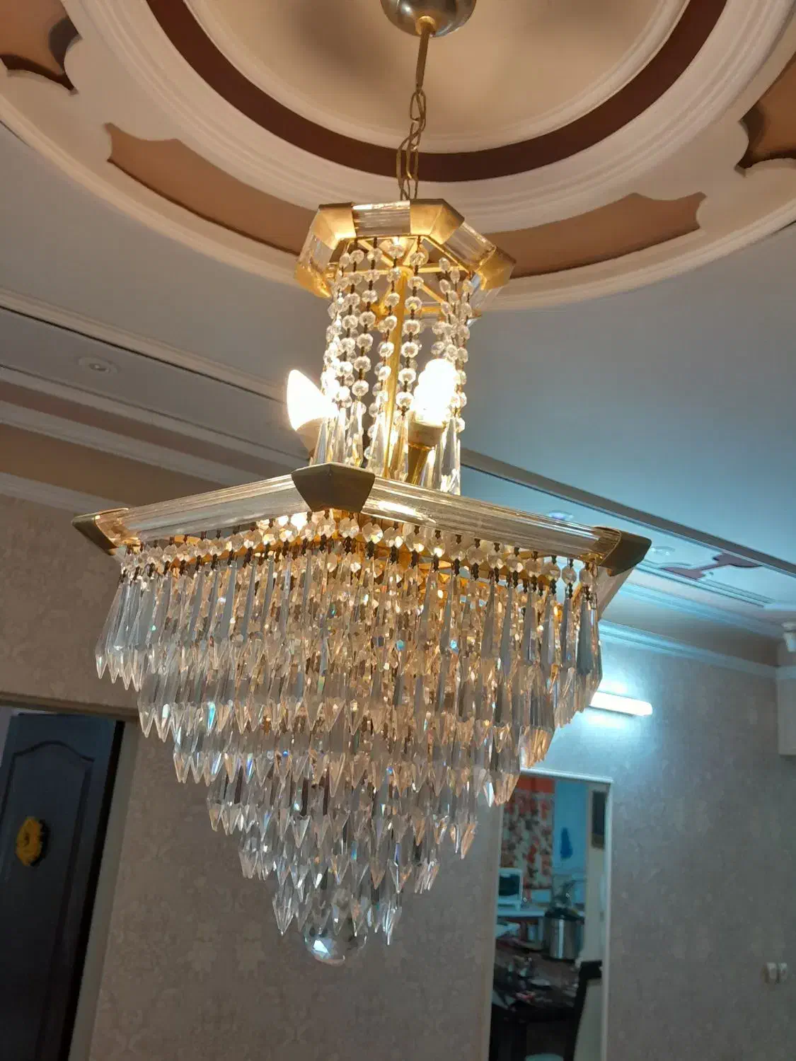 لوستر کریستال|لوستر و چراغ آویز|آمل, |دیوار