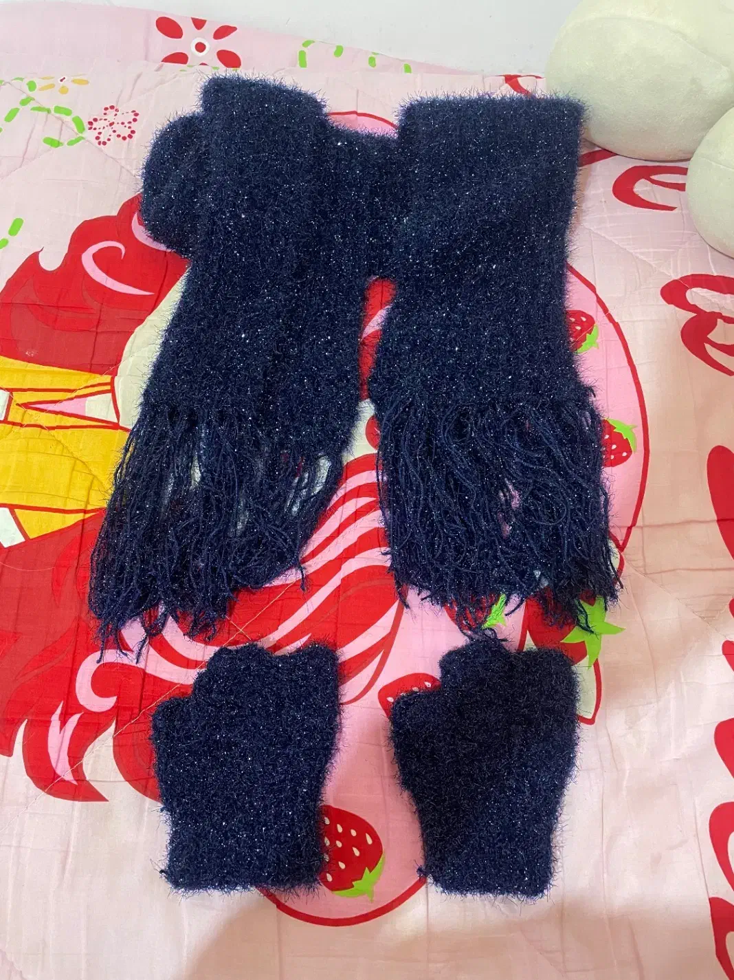 شال گردن همراه دستکش|لباس|چمستان, |دیوار