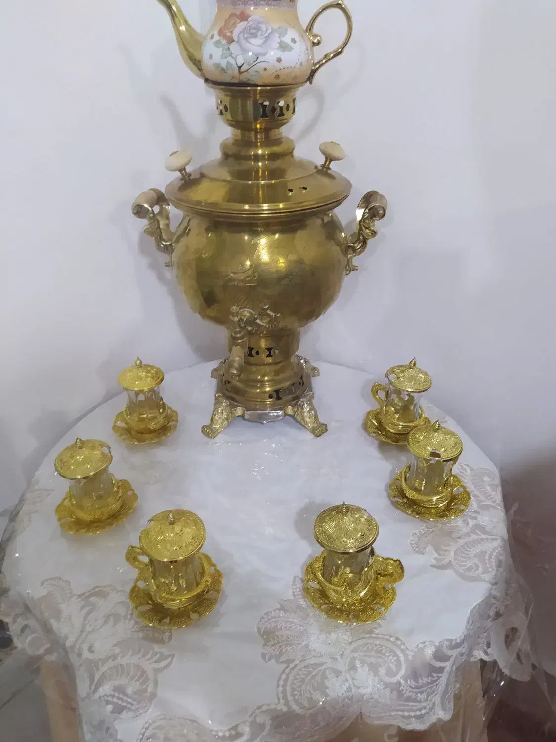 سماور زغالی شیش لیتری با سرویس کامل با میز تخته|سماور، چایساز، قهوهساز|مرند, |دیوار