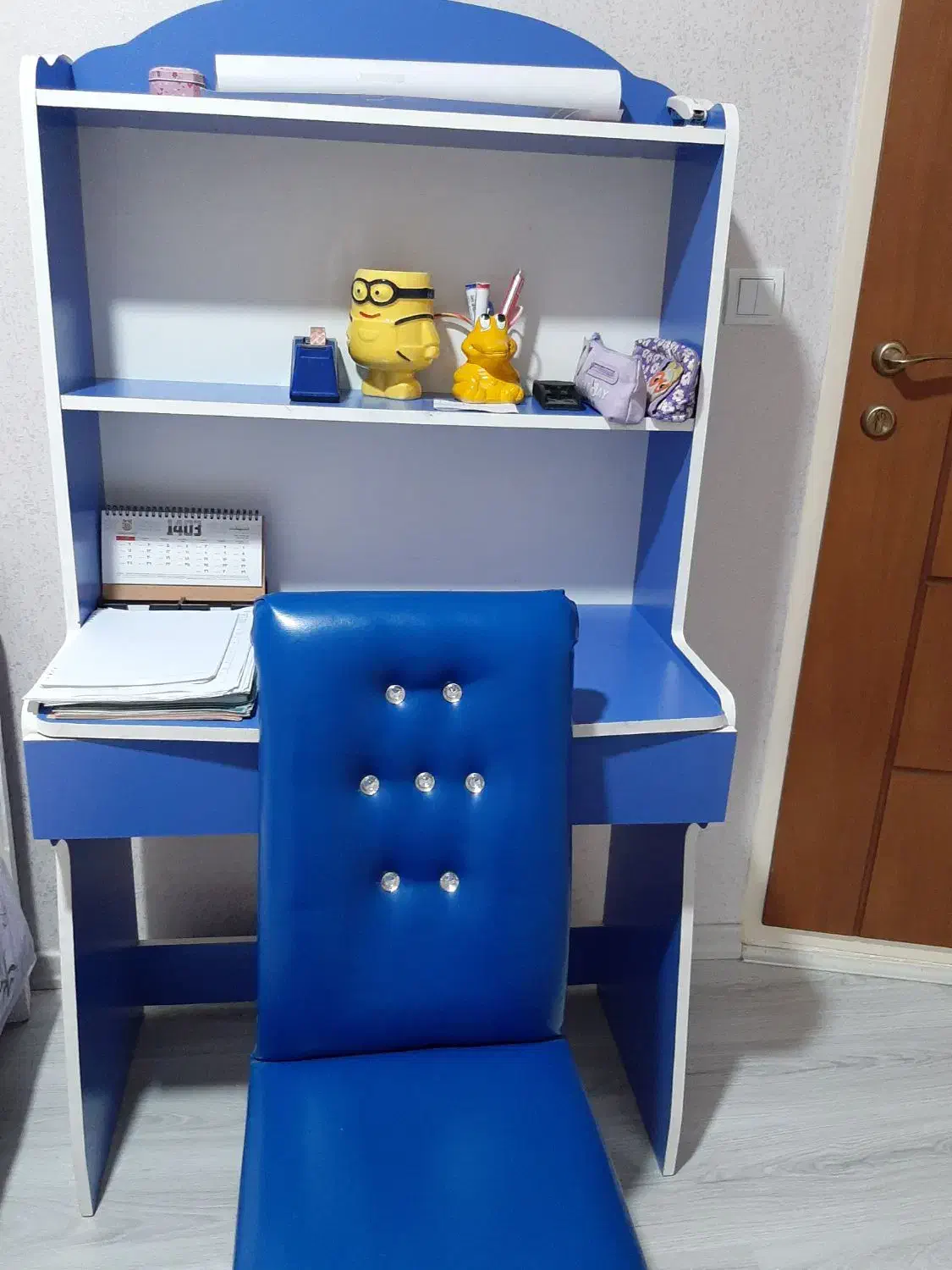 میز تحریر|میز تحریر و کامپیوتر|اهر, |دیوار