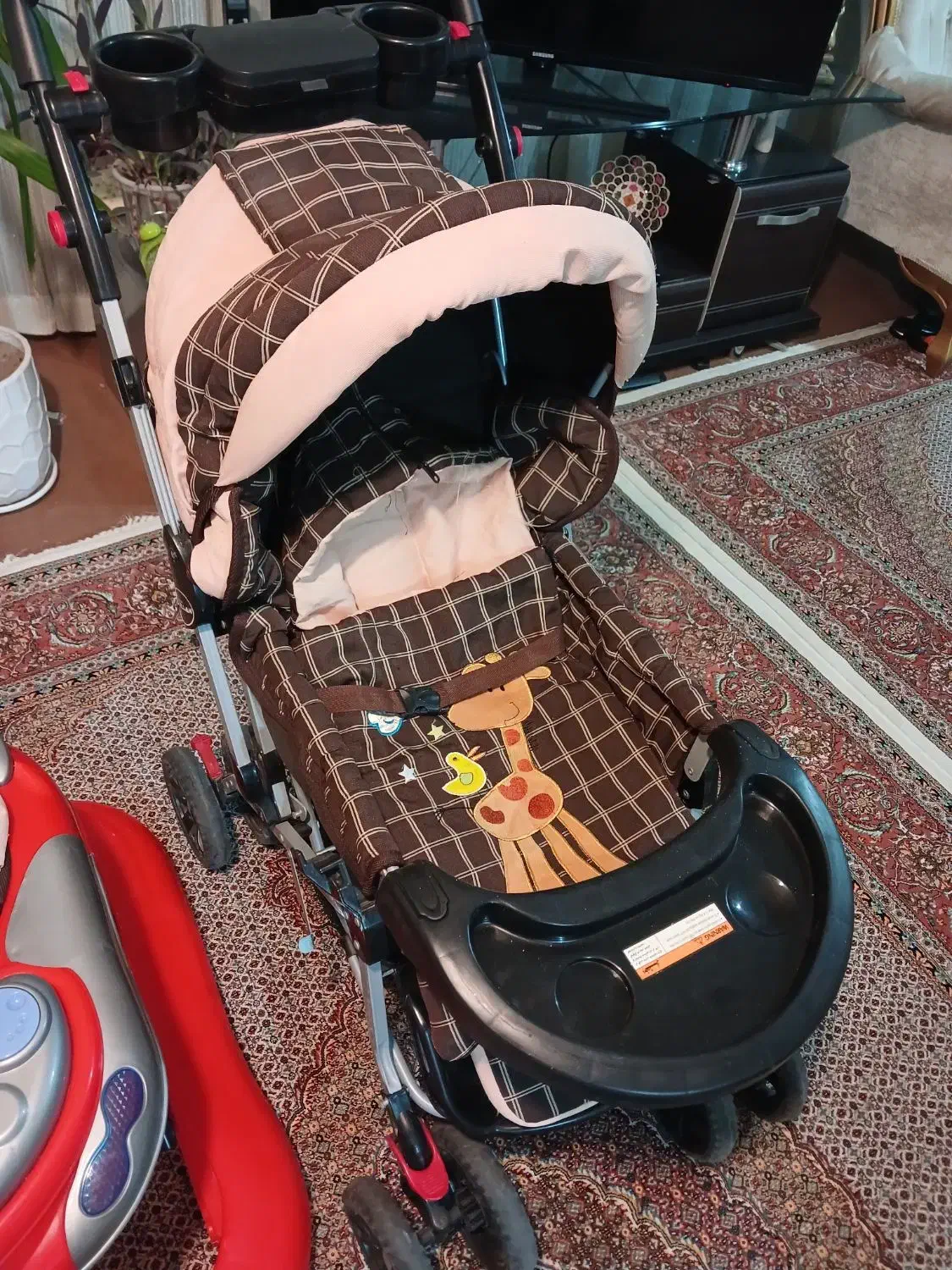 کالسکه و روروُک|کالسکه و لوازم جانبی|مراغه, |دیوار