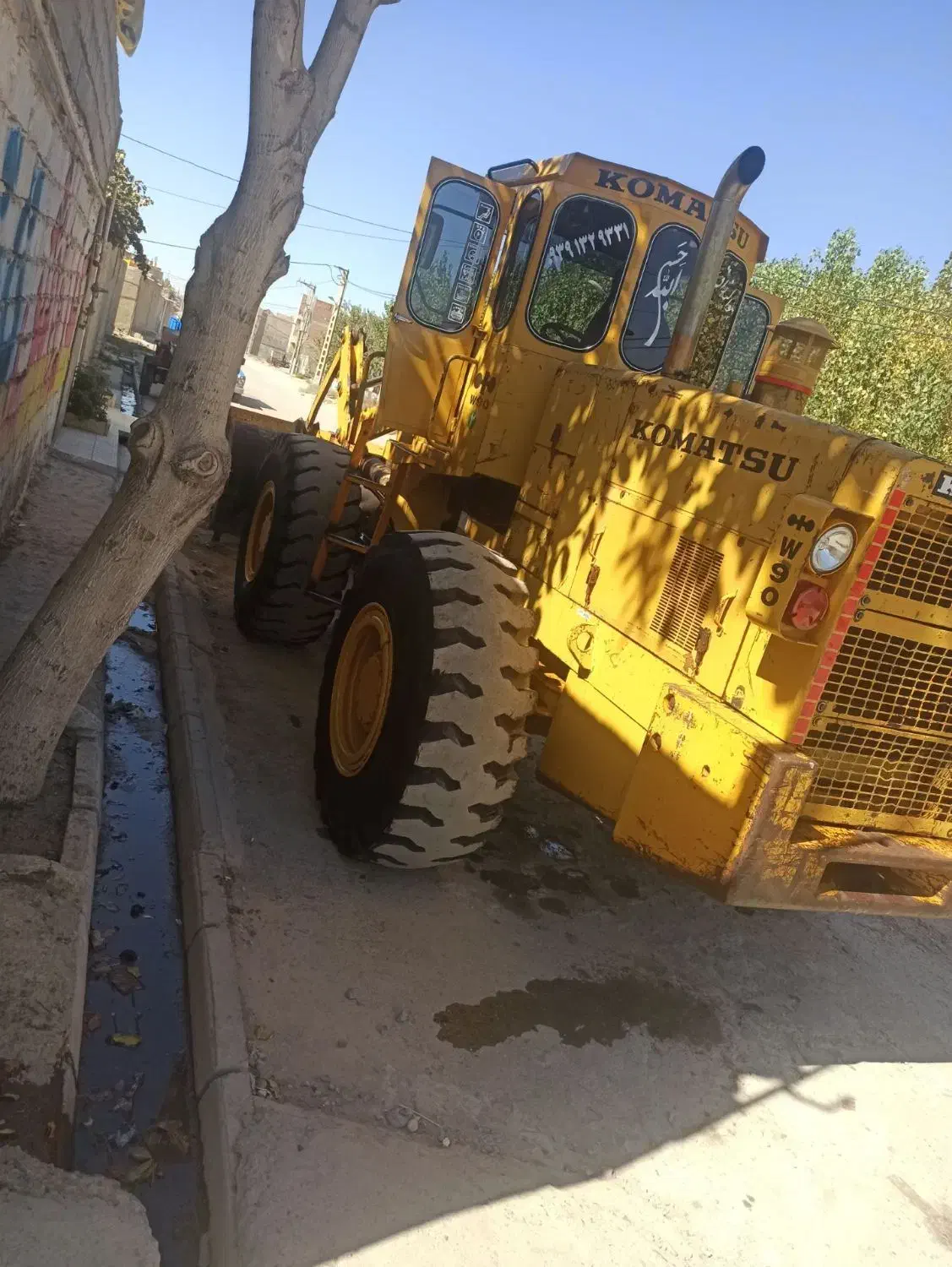 لودر کوماتسو ۹۰ در حد|خودرو سنگین|میاندوآب, |دیوار