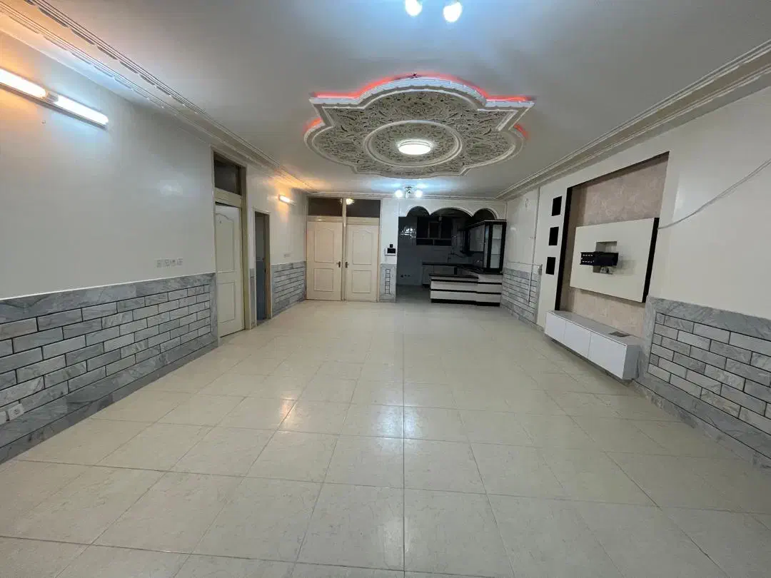 اجاره آپارتمان ۸۰ متری تک خواب|اجارهٔ آپارتمان|خمینی‌شهر, |دیوار