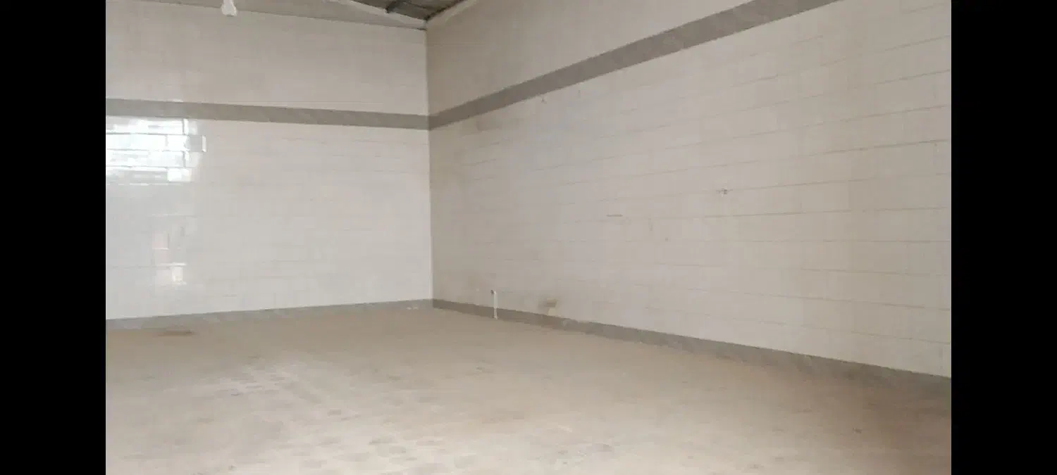 230 متر سوله بهداشتی نوساز دروازه قرآن|اجارهٔ دفتر صنعتی، کشاورزی، تجاری|یزد, |دیوار