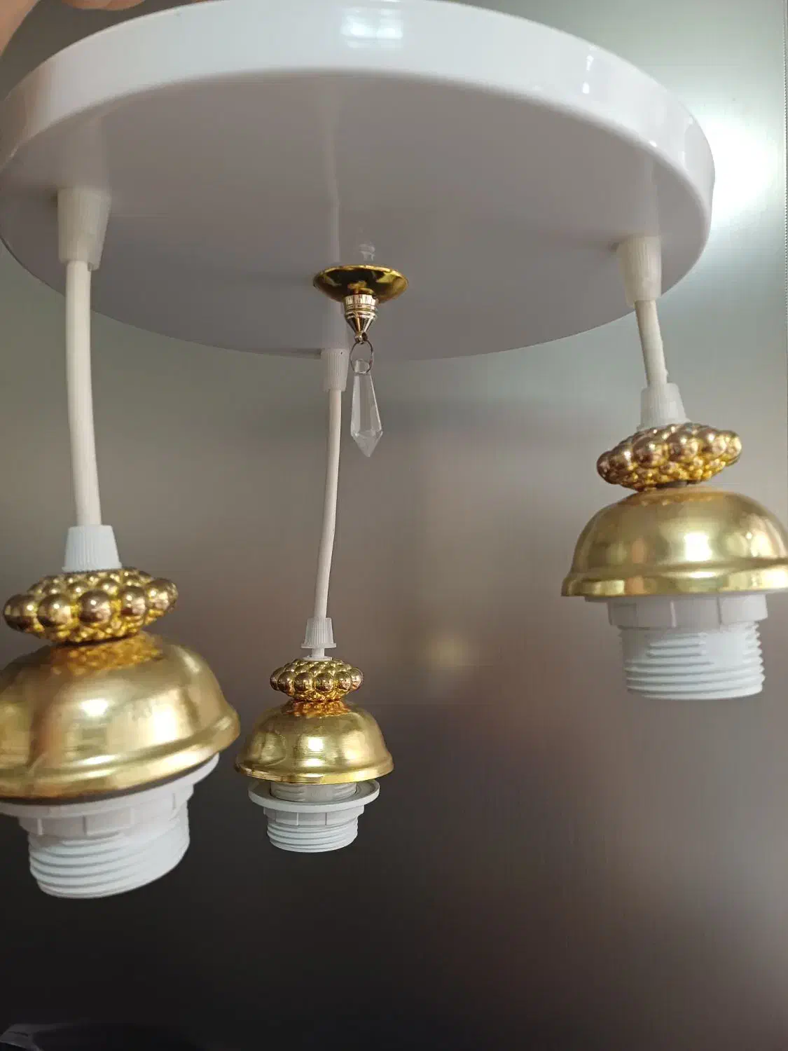 لوستر شیشه ای|لوستر و چراغ آویز|میانه, |دیوار