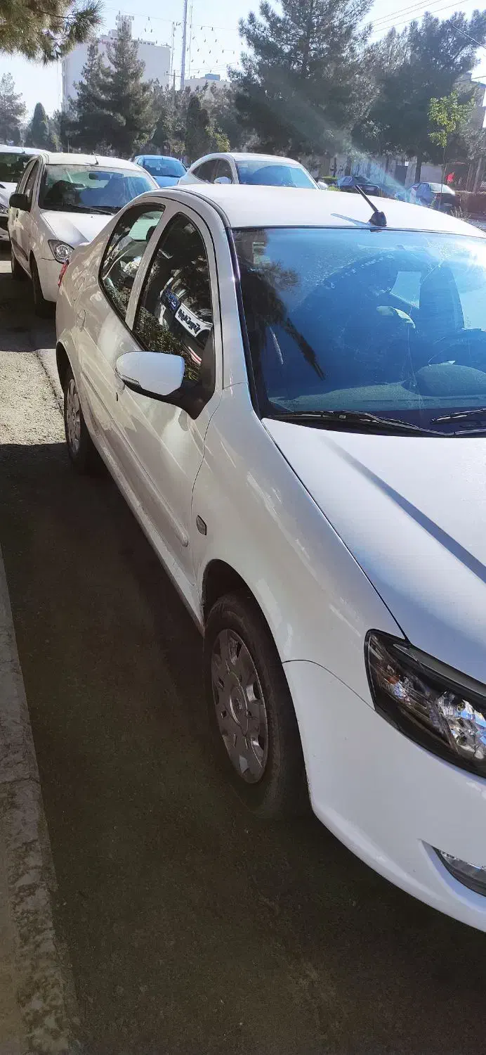 رانا پلاس  ۴۰۱  ( بدون نقطه )|خودرو سواری و وانت|مشهد, شاهد (شهرک غرب)|دیوار