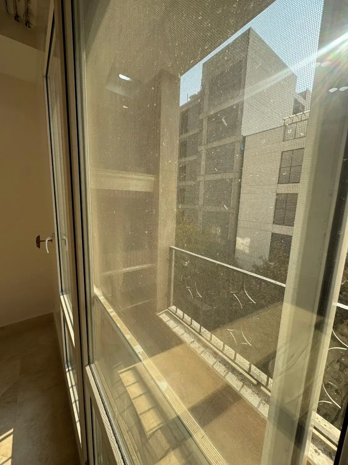 ۱۸۵متر ،۳ خواب