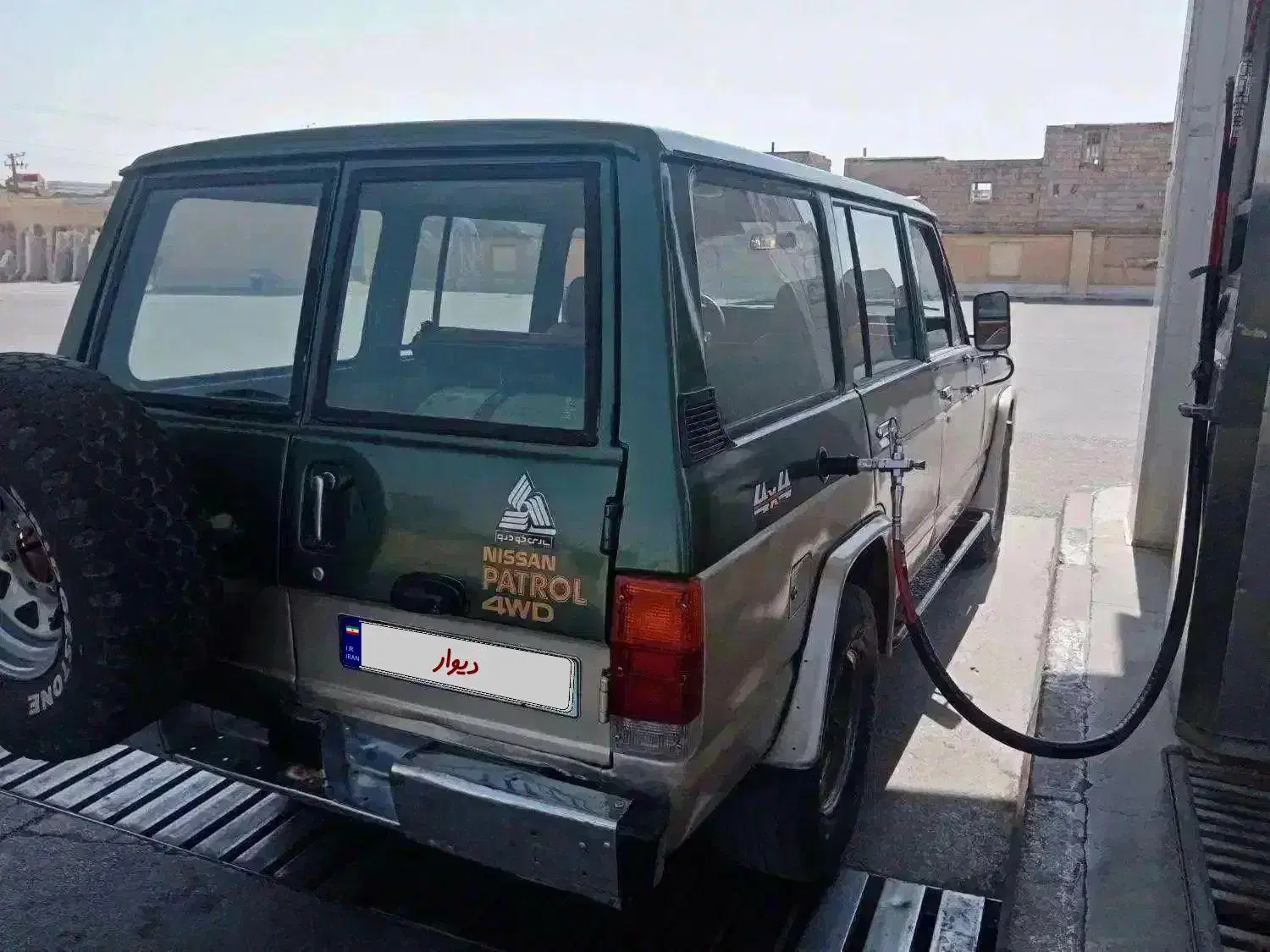 پاترول 4 در 4 کرم یشمی مدل2000دوگانه سی ان جی|خودرو سواری و وانت|اصفهان, آزادگان|دیوار