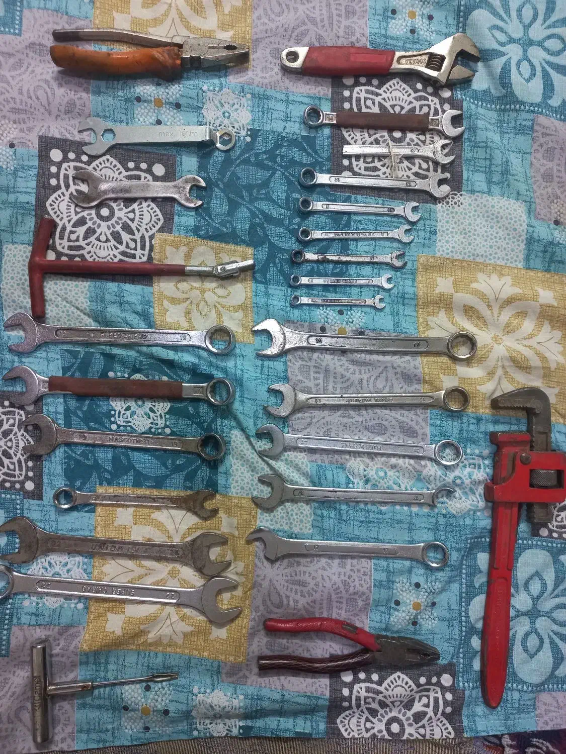 اچار|ابزارآلات|مشهد, شهید قربانی|دیوار