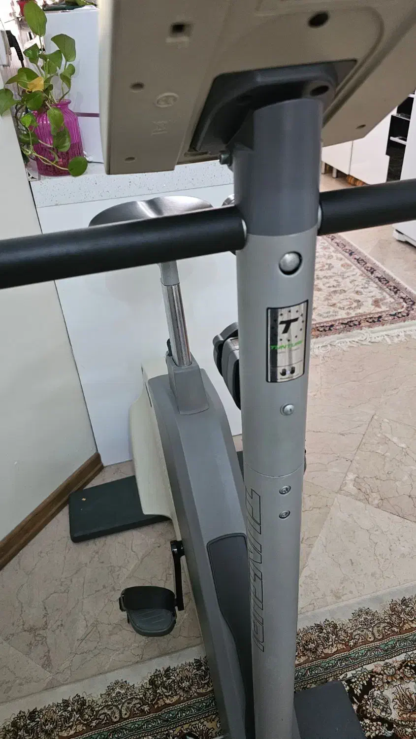 دوچرخه ثابت فوق حرفه‌ای Tunturi F30|تجهیزات ورزشی|تهران, دبستان|دیوار