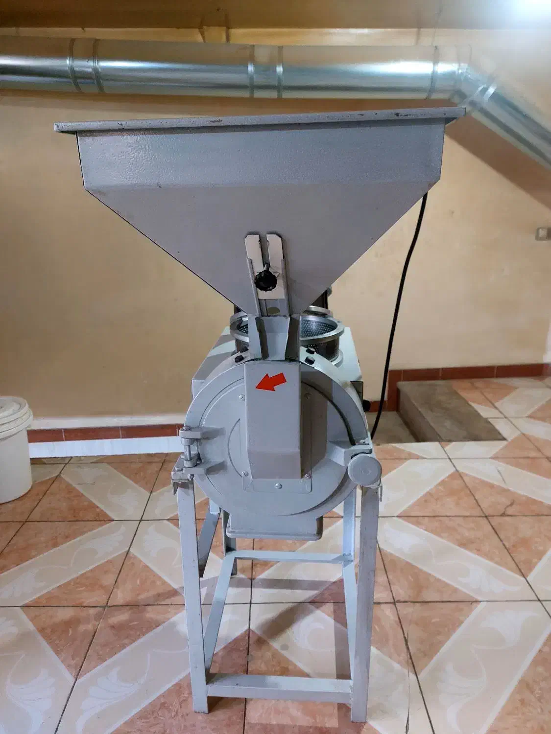 آسیاب (شکر ساب) مقداری لوازم فانتزی|ماشینآلات صنعتی|اردبیل, |دیوار