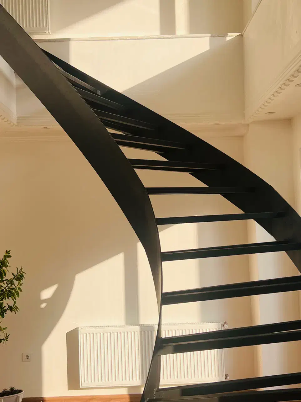 پله دوبلکس خانه|عمده‌فروشی|ماکو, |دیوار