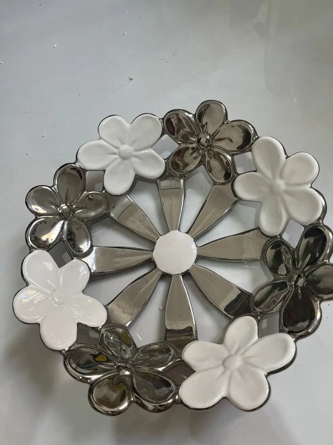 تعدادی ظرف به علت اسباب کشی به فروش می رسد|ظروف سرو و پذیرایی|جیرفت, |دیوار