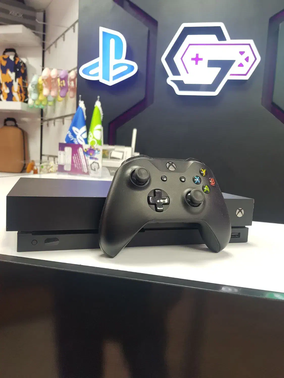 xbox one x 1tb فروش ویژه|کنسول، بازی ویدئویی و آنلاین|اصفهان, خلجا|دیوار