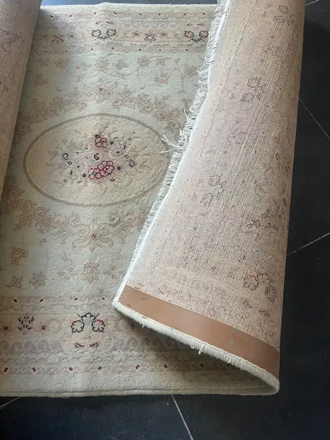 قالیچه، پادری، روفرشی|فرش|شیراز, فرهنگ شهر|دیوار