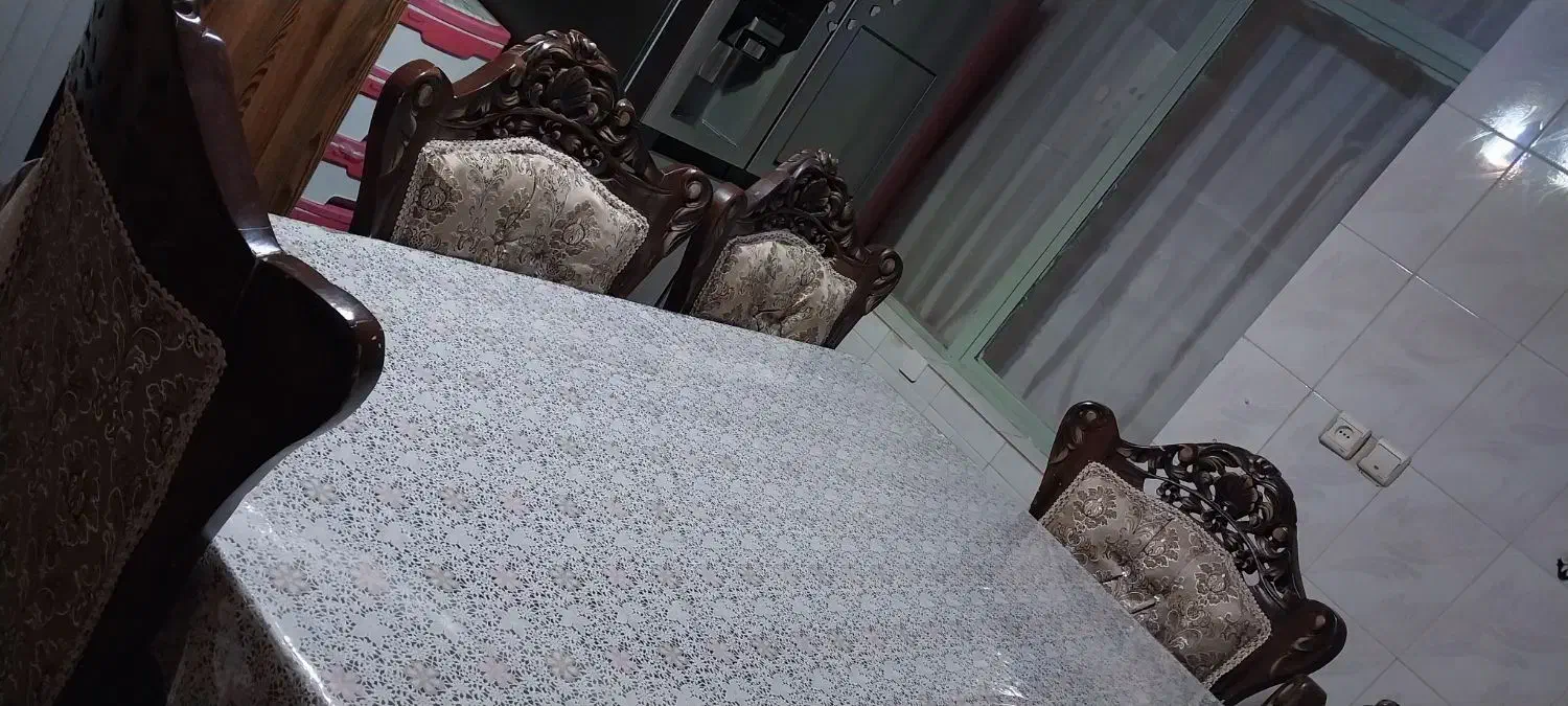 مبل سلطنتی ۹نفره ومیزغذاخوری ۶نفره|مبلمان خانگی و میز عسلی|محمدیه-قزوین, |دیوار