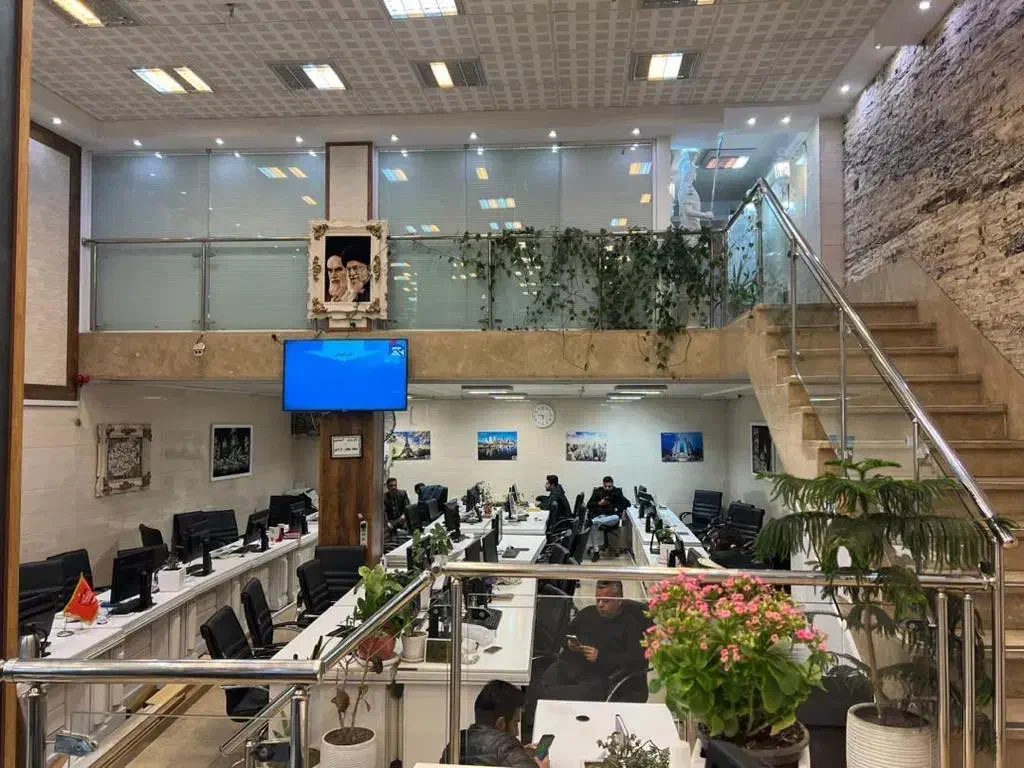 استخدام نیروی خدمات در دفتر املاک|استخدام سرایداری و نظافت|تهران, صادقیه|دیوار