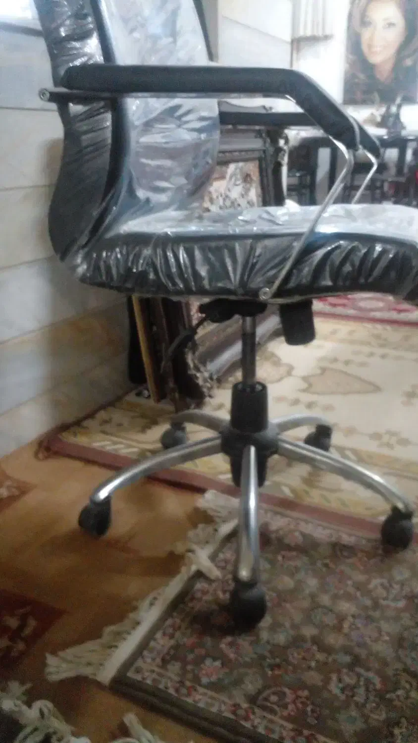 صندلی جک دار|صندلی و نیمکت|یزد, |دیوار