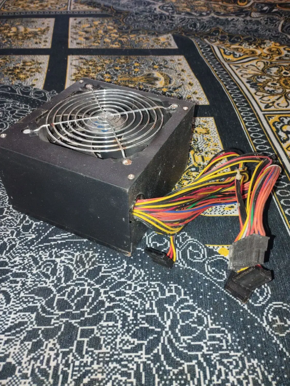 دستگاه منبع تغذیه(value power)برند دلوکس نو|قطعات و لوازم جانبی رایانه|حمیدیا, |دیوار