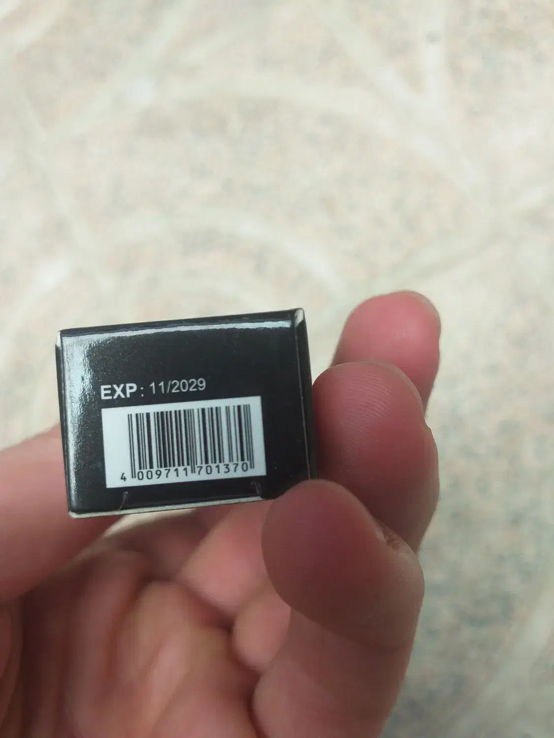 پومادی ویگا|مواد شوینده و دستمال کاغذی|سنندج, |دیوار