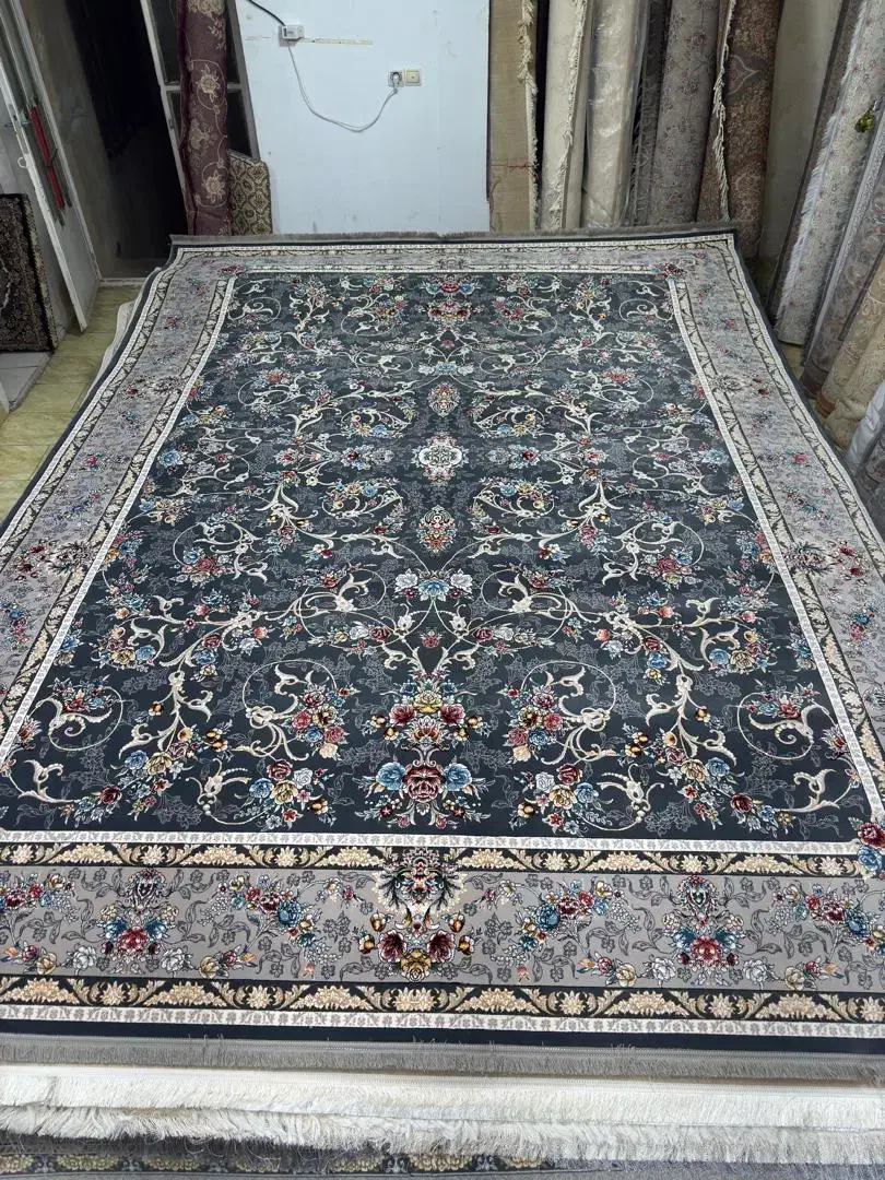 فرش ۷۰۰شانه hcpاصل با تخفیفات پاییزی|فرش|مریوان, |دیوار