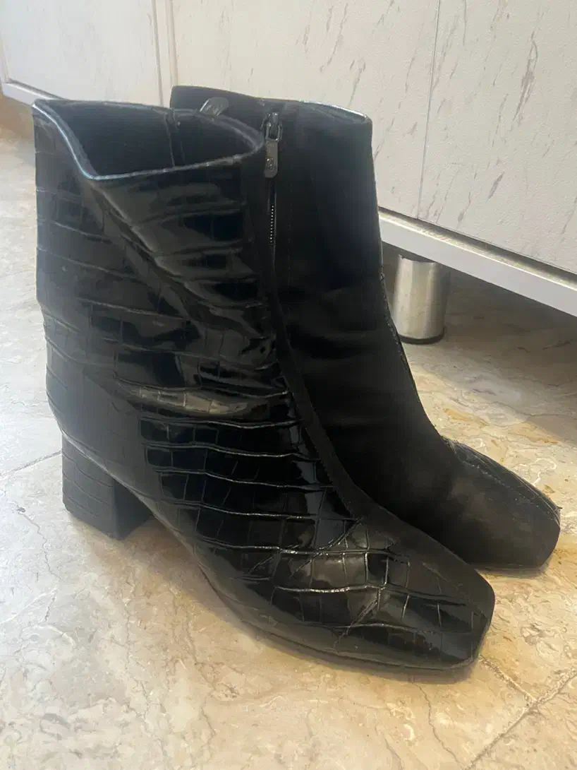 نیم بوت  شیک ومجلسی|کیف، کفش، کمربند|ارومیه, |دیوار