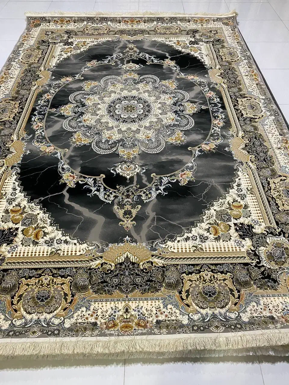 فرش با طرح های زیبا دنیای جدیدی از زیبایی|فرش|سوسنگرد, |دیوار