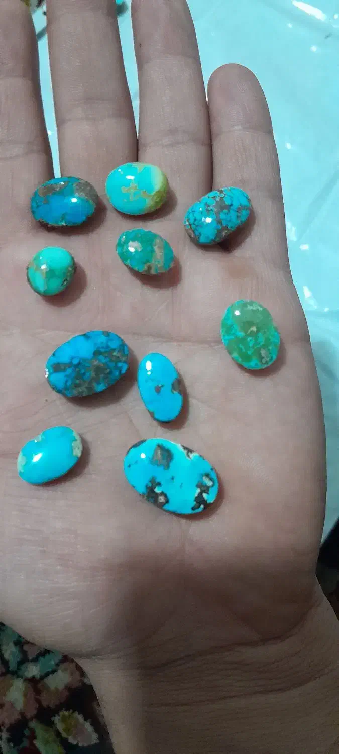 فیروزه نیشابور|جواهرات|نیشابور, ده حلاج|دیوار