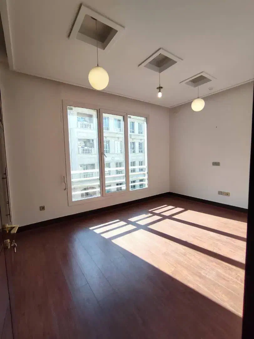 اجاره ۲۸۰ متر تک واحدی فرشته