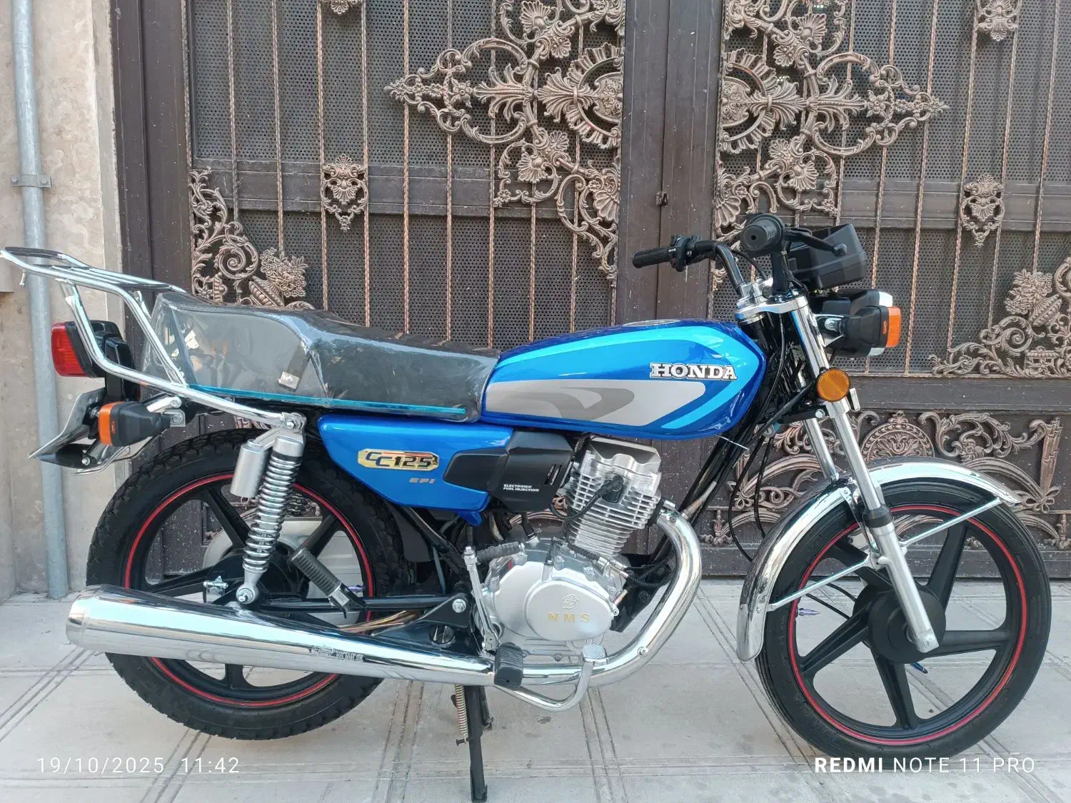 پرواز 125مدل ۱۴۰۲ کمکار مدارک تکمیل آماده انتقال|موتورسیکلت|ایلام, |دیوار