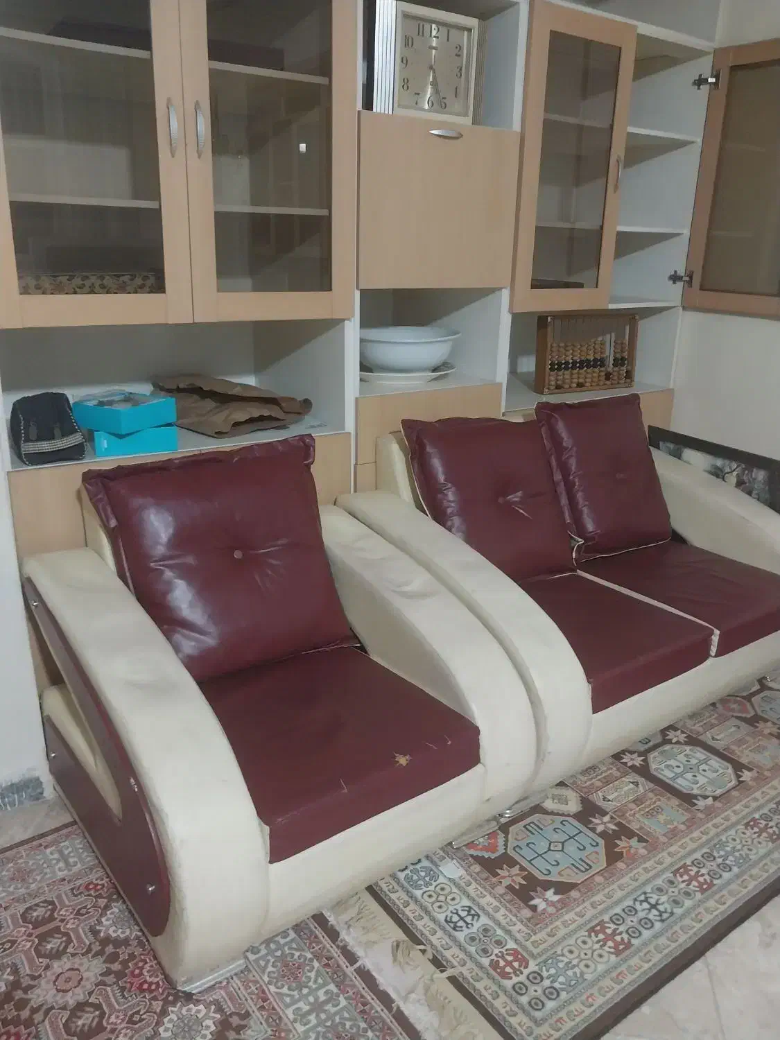 مبل ۵نفره چرمی|مبلمان خانگی و میز عسلی|تهران, کرمان|دیوار