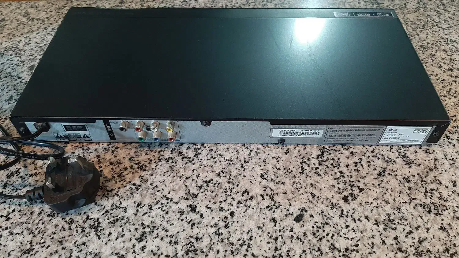 دستگاه دی وی دی فلش‌خور ال‌ جی اصل|پخش‌کننده DVD و ویدیو|اسلام‌شهر, شهرک مفیدی|دیوار