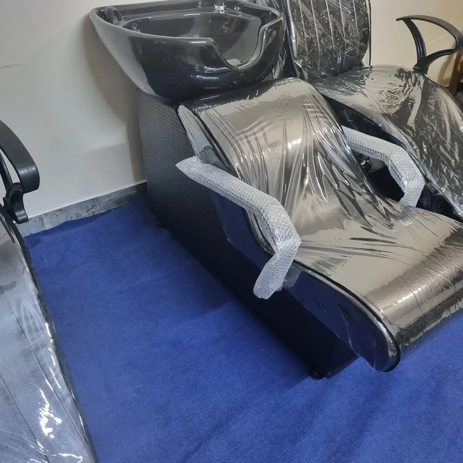 وسایل ارایشگری|آرایشگاه و سالن‌های زیبایی|شوشتر, |دیوار