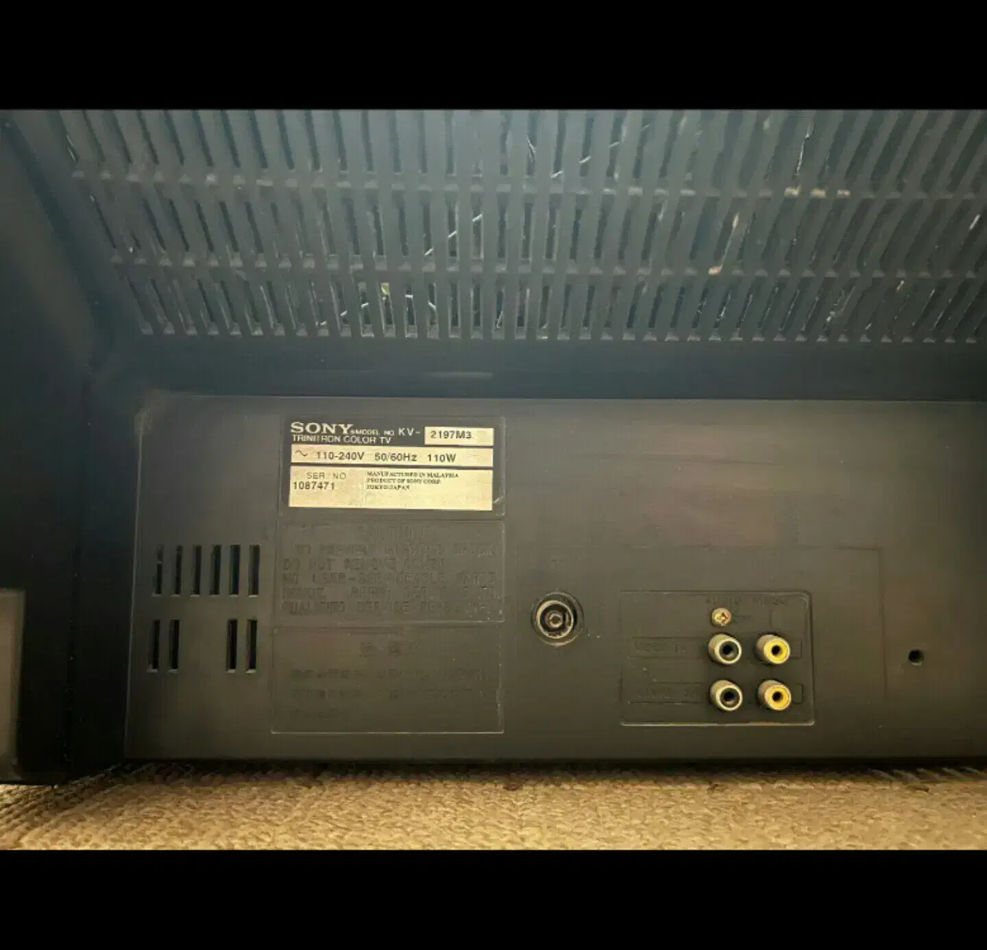 تلویزیون 21 اینج سونی (قیمت توافقی است)|تلویزیون و پروژکتور|همدان, |دیوار