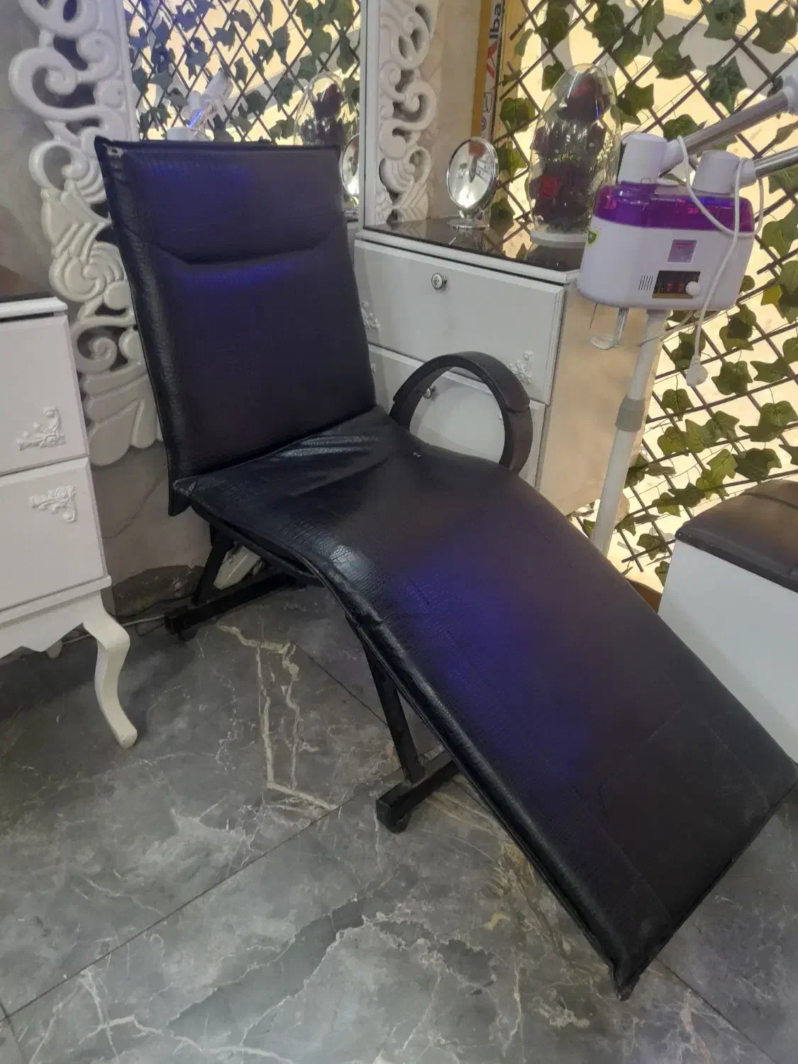 صندلی اصلاح میز ناخن کارکرده|آرایشگاه و سالنهای زیبایی|اسلامشهر, زرافشان|دیوار