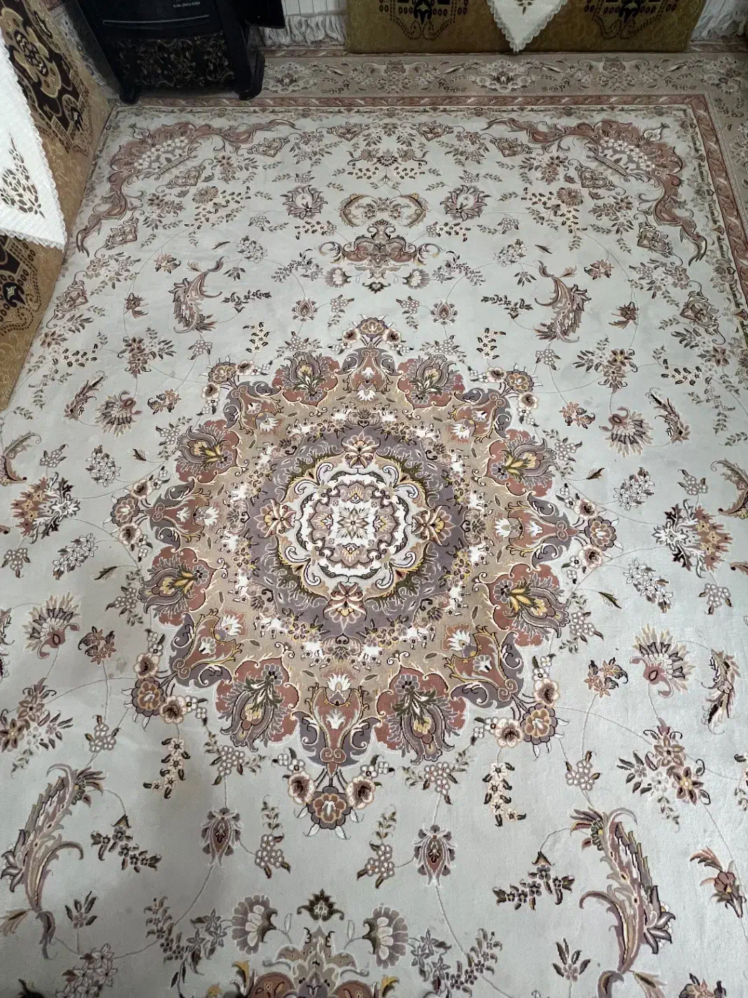 فرش ۱۲ متری|فرش|ساری, |دیوار