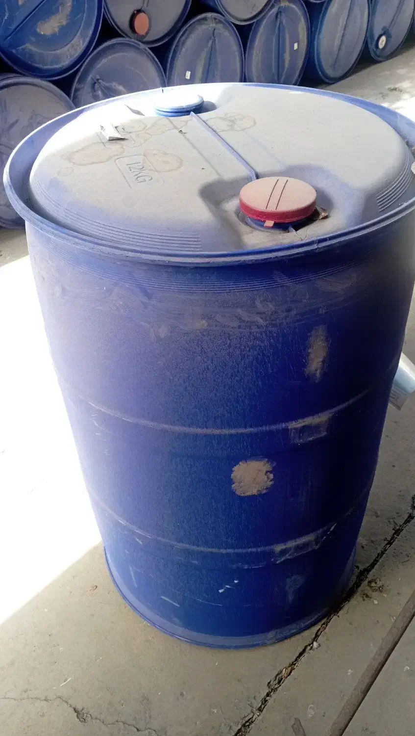 بشکه پلاستیکی و فلزی|ظروف نگهدارنده، پلاستیکی، یکبارمصرف|فامنین, |دیوار