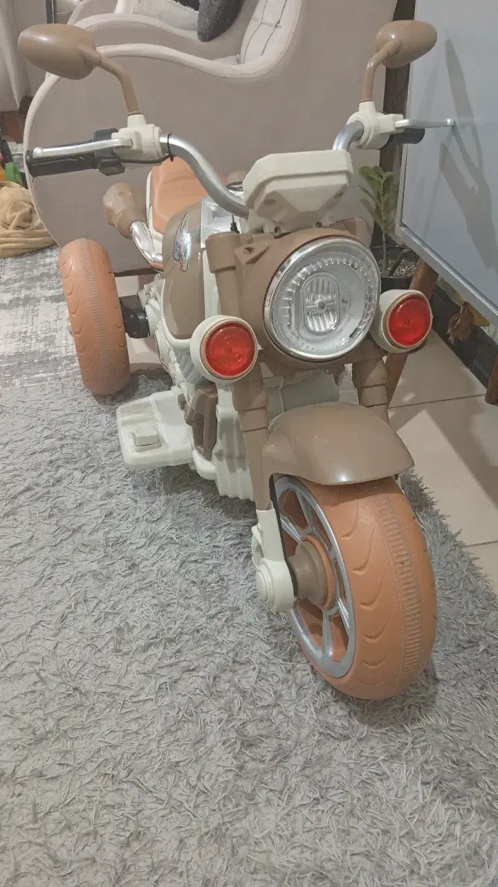 موتور شارژی بچه|اسباببازی بچه|بهشهر, |دیوار