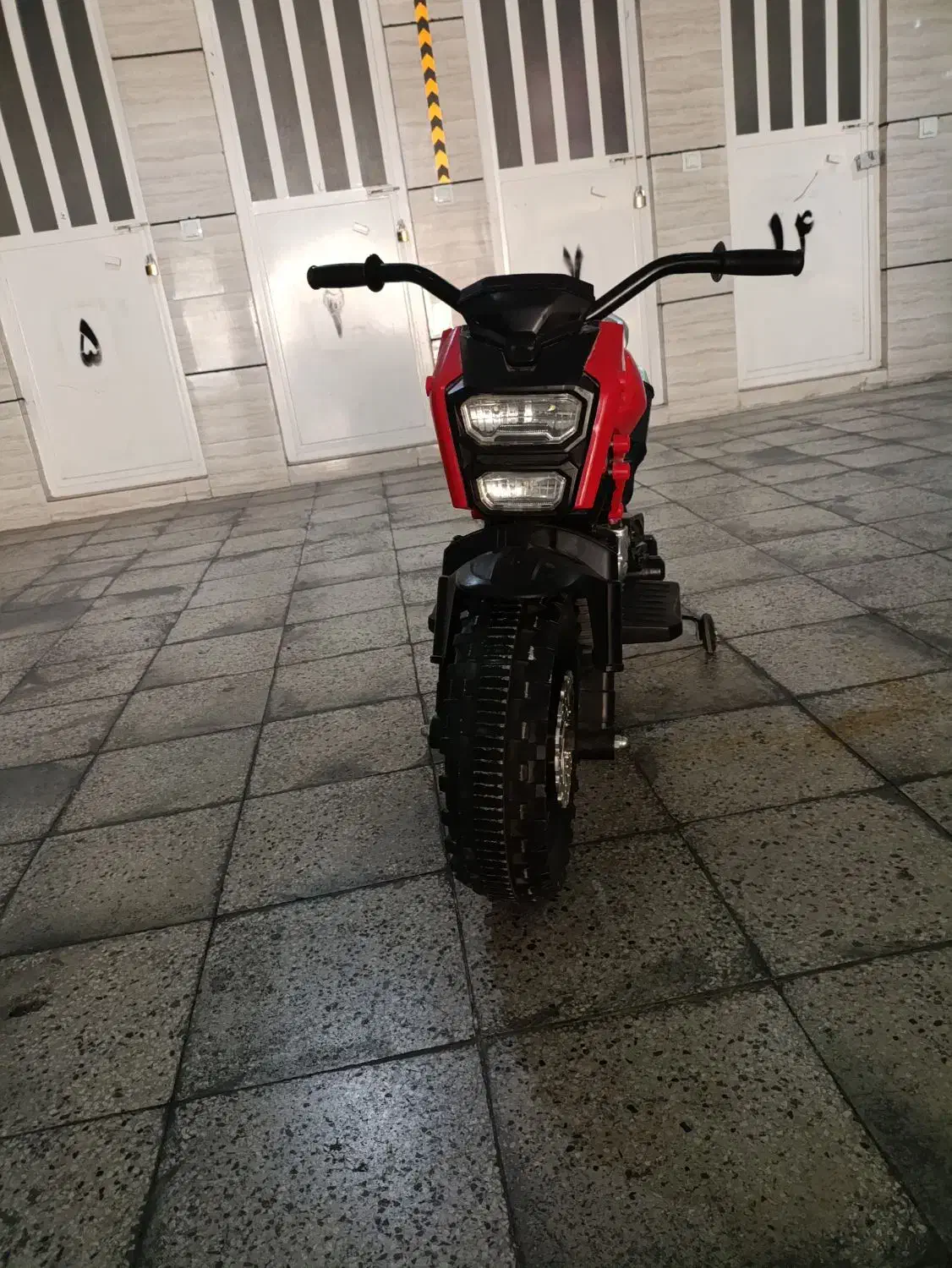 موتور شارژی|اسباببازی بچه|صدرا-فارس, فاز ۱|دیوار